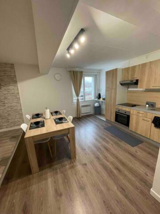 Appartement En Duplex Centre Ville D'Onnaing Luaran gambar